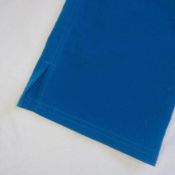 FIGS scrubs pants teal - Picture 2 of 9